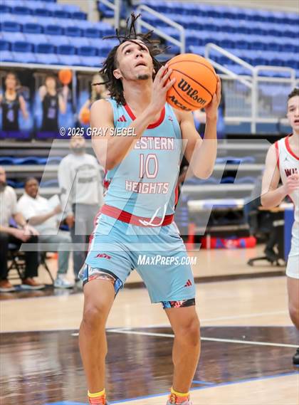 Thumbnail 2 in Ponca City vs Western Heights photogallery.