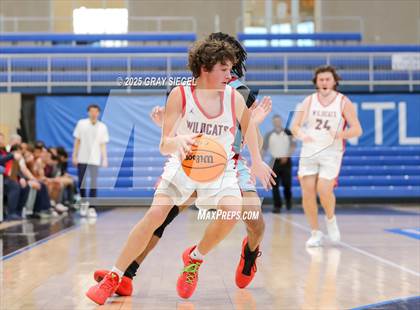 Thumbnail 2 in Ponca City vs Western Heights photogallery.