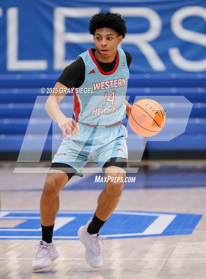 Thumbnail 3 in Ponca City vs Western Heights photogallery.