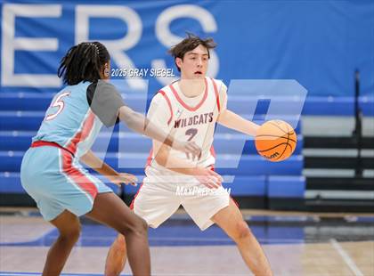 Thumbnail 3 in Ponca City vs Western Heights photogallery.