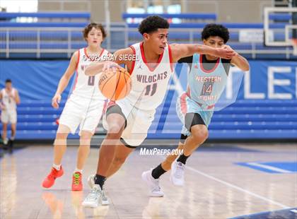 Thumbnail 2 in Ponca City vs Western Heights photogallery.