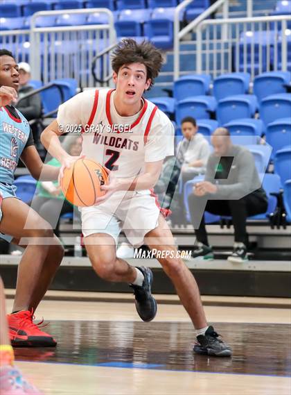 Thumbnail 1 in Ponca City vs Western Heights photogallery.