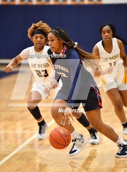 Thumbnail 3 in Cy Springs vs Klein Oak (UIL 6A Regional Quarterfinal Playoff) photogallery.