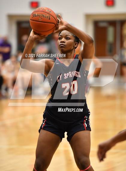 Thumbnail 3 in Cy Springs vs Klein Oak (UIL 6A Regional Quarterfinal Playoff) photogallery.