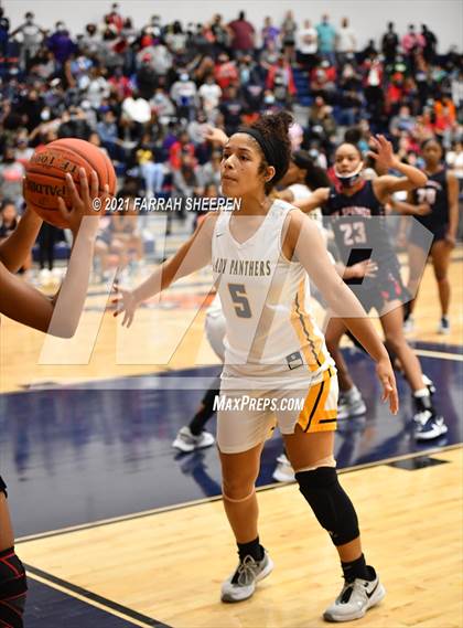 Thumbnail 3 in Cy Springs vs Klein Oak (UIL 6A Regional Quarterfinal Playoff) photogallery.