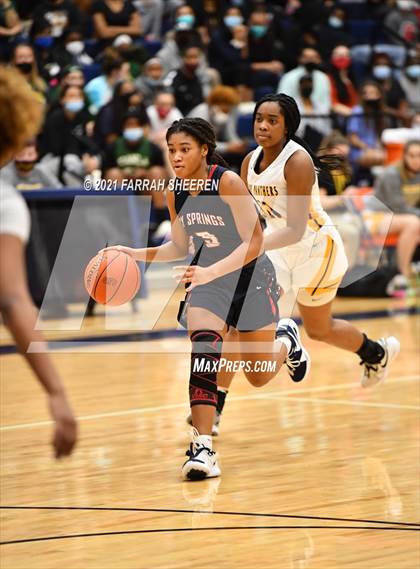 Thumbnail 1 in Cy Springs vs Klein Oak (UIL 6A Regional Quarterfinal Playoff) photogallery.