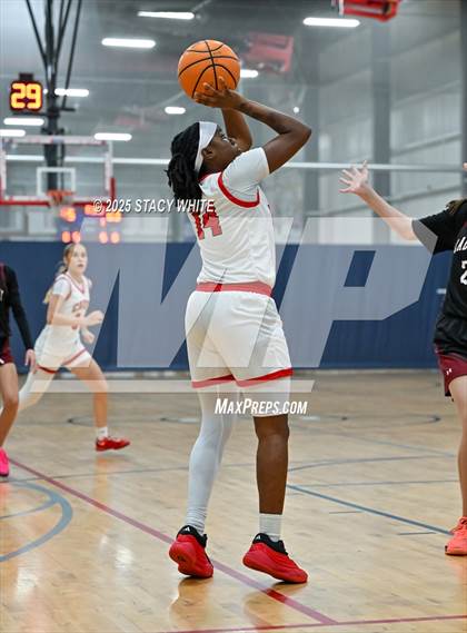 Thumbnail 2 in Santa Fe Catholic vs. Strawberry Crest (Tampa Bay Christmas Invitational) photogallery.