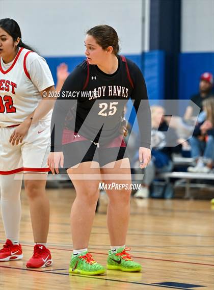 Thumbnail 2 in Santa Fe Catholic vs. Strawberry Crest (Tampa Bay Christmas Invitational) photogallery.