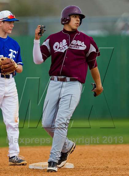 Thumbnail 2 in Episcopal @ Pearland (Pearland 1st Pitch Tournament) photogallery.