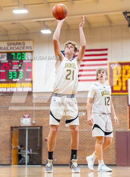 Thumbnail 3 in Galena vs. Dayton (Nelson Electric Rail City Classic) photogallery.