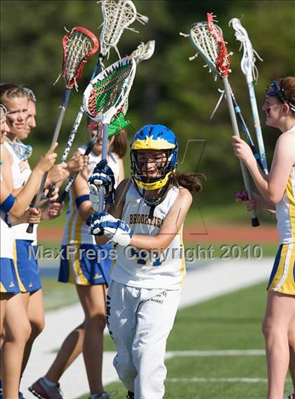 Thumbnail 2 in Brookfield vs New Fairfield (SWC Semifinal) photogallery.