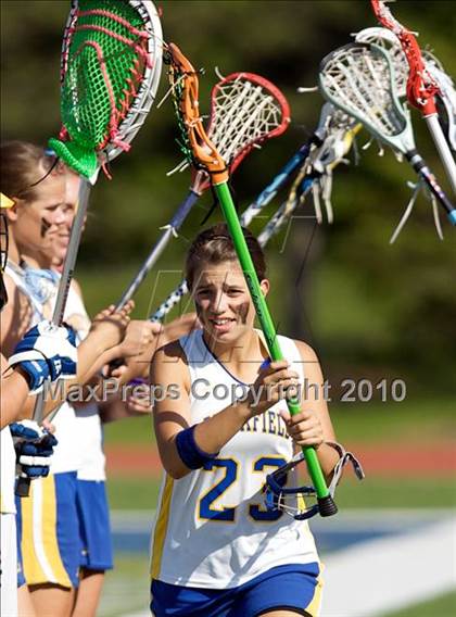 Thumbnail 3 in Brookfield vs New Fairfield (SWC Semifinal) photogallery.