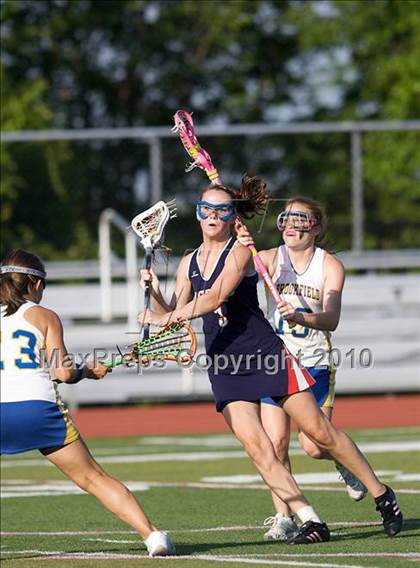 Thumbnail 3 in Brookfield vs New Fairfield (SWC Semifinal) photogallery.