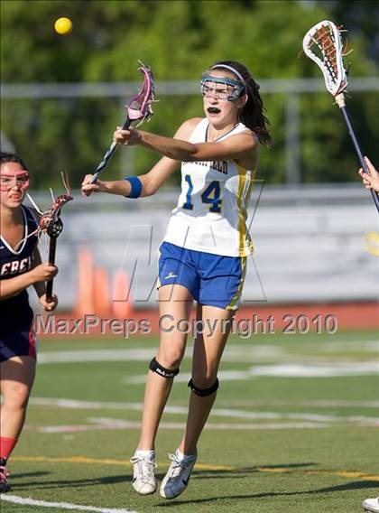 Thumbnail 3 in Brookfield vs New Fairfield (SWC Semifinal) photogallery.