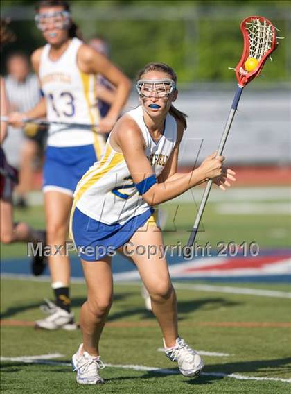 Thumbnail 1 in Brookfield vs New Fairfield (SWC Semifinal) photogallery.