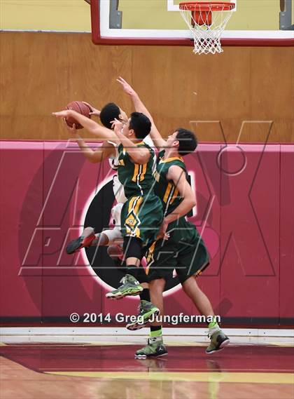 Thumbnail 1 in San Marin vs. Cardinal Newman (Rose City Tournament) photogallery.