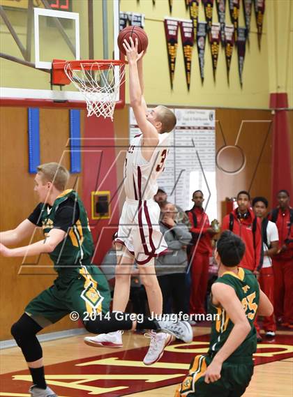 Thumbnail 2 in San Marin vs. Cardinal Newman (Rose City Tournament) photogallery.