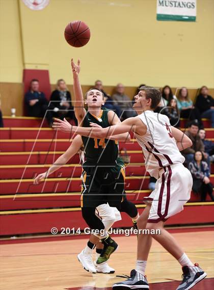 Thumbnail 2 in San Marin vs. Cardinal Newman (Rose City Tournament) photogallery.