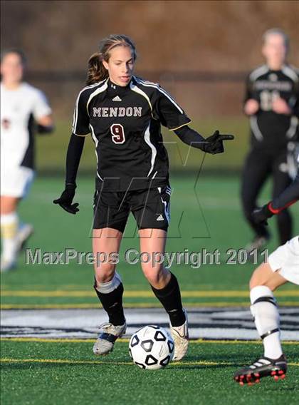 Thumbnail 2 in Rye vs Pittsford Mendon (NYSPHSAA Class A Semifinal) photogallery.