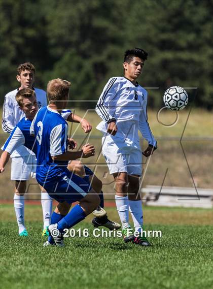 Thumbnail 1 in Fruita Monument vs Pueblo South (Kadet Kickoff) photogallery.