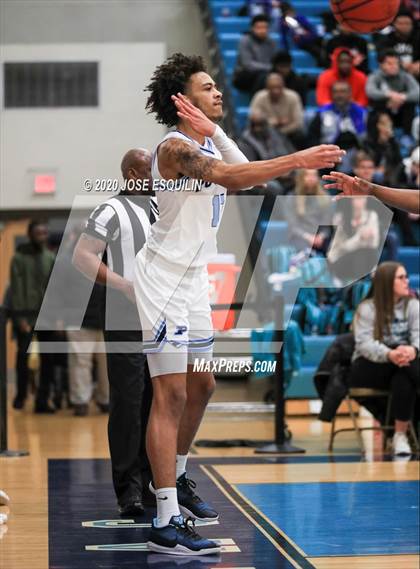Thumbnail 3 in Potomac vs Massaponax (VHSL 6B Region Final) photogallery.
