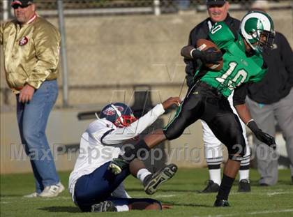Thumbnail 3 in Pleasant Grove vs. St. Mary's (CIF SJS D1 Final) photogallery.