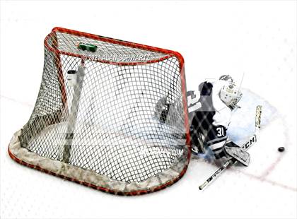 Thumbnail 1 in Victor @ Pittsford (Section 5 Class A Sectional Final) photogallery.