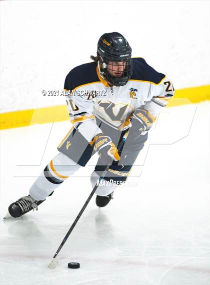Thumbnail 3 in Victor @ Pittsford (Section 5 Class A Sectional Final) photogallery.