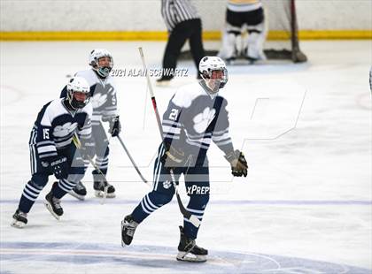 Thumbnail 3 in Victor @ Pittsford (Section 5 Class A Sectional Final) photogallery.
