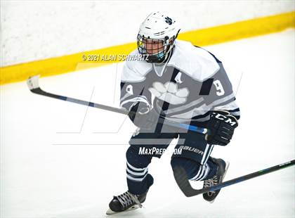 Thumbnail 1 in Victor @ Pittsford (Section 5 Class A Sectional Final) photogallery.
