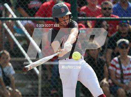 Thumbnail 2 in Dover vs. Logan Elm (OHSAA D2 Regional Final) photogallery.