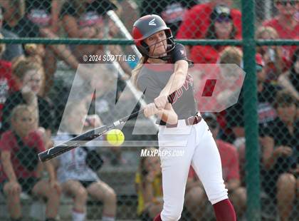 Thumbnail 3 in Dover vs. Logan Elm (OHSAA D2 Regional Final) photogallery.