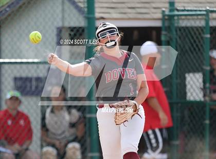 Thumbnail 2 in Dover vs. Logan Elm (OHSAA D2 Regional Final) photogallery.