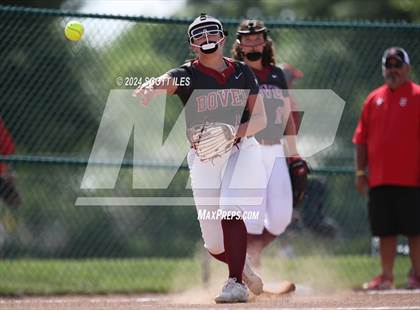 Thumbnail 2 in Dover vs. Logan Elm (OHSAA D2 Regional Final) photogallery.