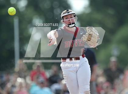 Thumbnail 1 in Dover vs. Logan Elm (OHSAA D2 Regional Final) photogallery.