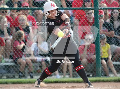 Thumbnail 2 in Dover vs. Logan Elm (OHSAA D2 Regional Final) photogallery.