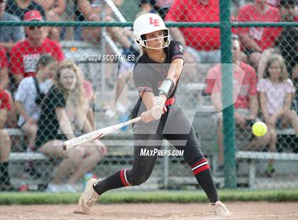 Thumbnail 3 in Dover vs. Logan Elm (OHSAA D2 Regional Final) photogallery.