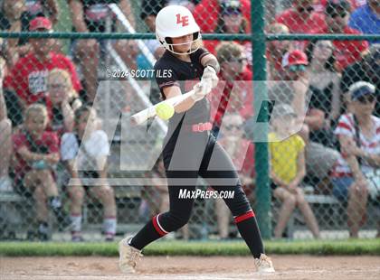 Thumbnail 2 in Dover vs. Logan Elm (OHSAA D2 Regional Final) photogallery.