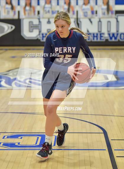 Thumbnail 2 in Perry @ Chandler photogallery.