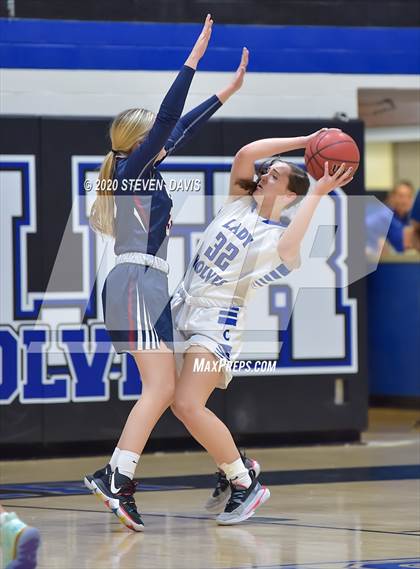 Thumbnail 1 in Perry @ Chandler photogallery.