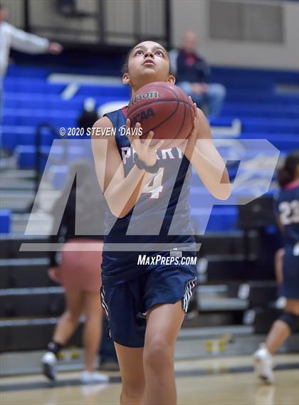 Thumbnail 3 in Perry @ Chandler photogallery.