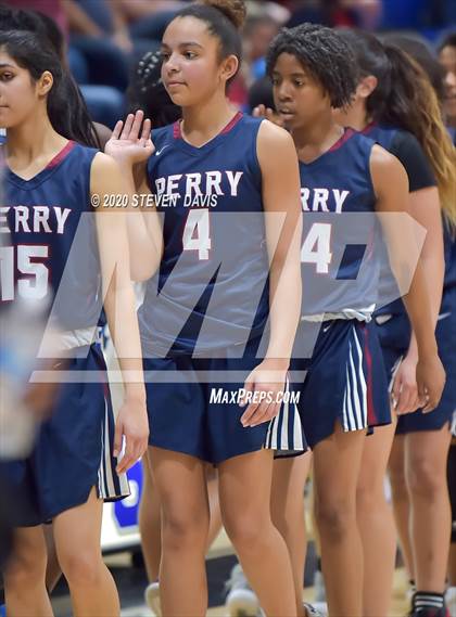 Thumbnail 1 in Perry @ Chandler photogallery.