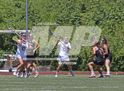 Thumbnail 2 in Darien vs. New Canaan (CIAC Class L Final) photogallery.