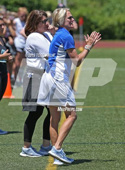 Thumbnail 3 in Darien vs. New Canaan (CIAC Class L Final) photogallery.