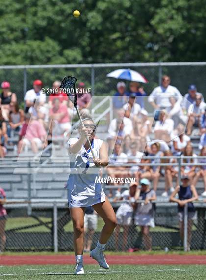 Thumbnail 3 in Darien vs. New Canaan (CIAC Class L Final) photogallery.