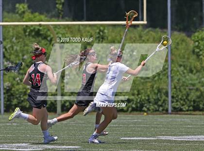 Thumbnail 2 in Darien vs. New Canaan (CIAC Class L Final) photogallery.