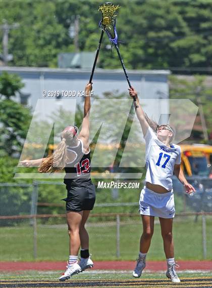 Thumbnail 3 in Darien vs. New Canaan (CIAC Class L Final) photogallery.