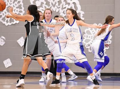 Thumbnail 3 in Moulton @ Falls City photogallery.