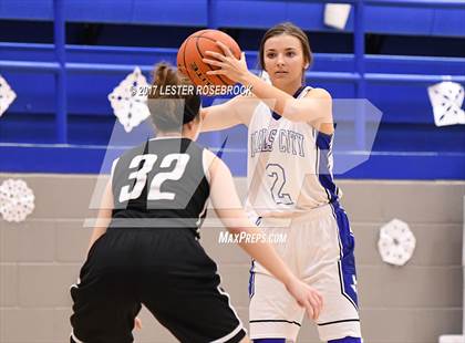 Thumbnail 2 in Moulton @ Falls City photogallery.