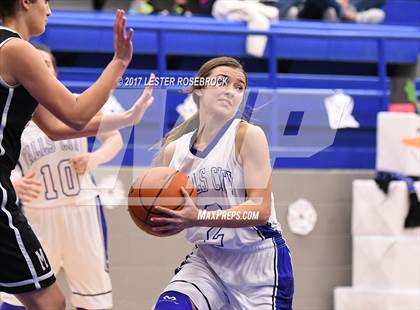 Thumbnail 3 in Moulton @ Falls City photogallery.